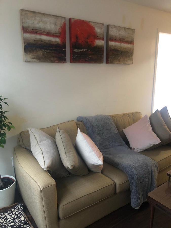 Quiet-Comfy 3 Bedroom Home On A Tree Lined Street In Kits Vancouver Eksteriør bilde