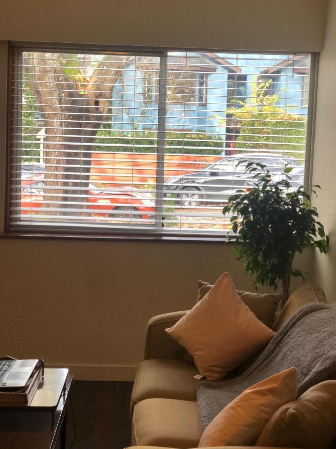 Quiet-Comfy 3 Bedroom Home On A Tree Lined Street In Kits Vancouver Eksteriør bilde